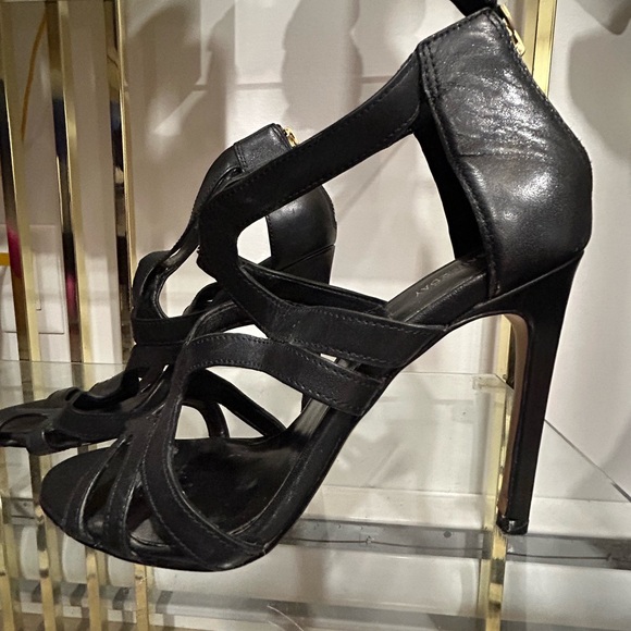 Kate Spade Saturday Black Heels Size 7.5 - Picture 2 of 4